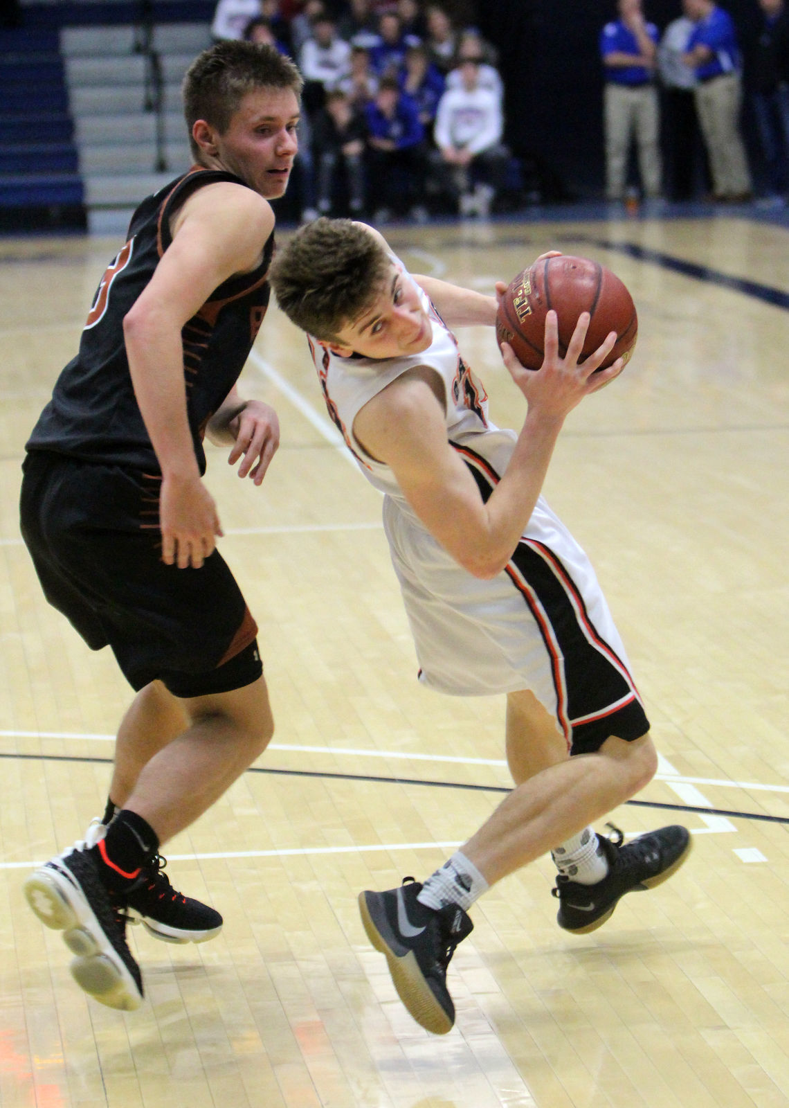 Bloomer boys basketball vs Stanley-Boyd at UW-Stout 12-1-18
